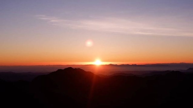 Ada pelangi di sudut sana